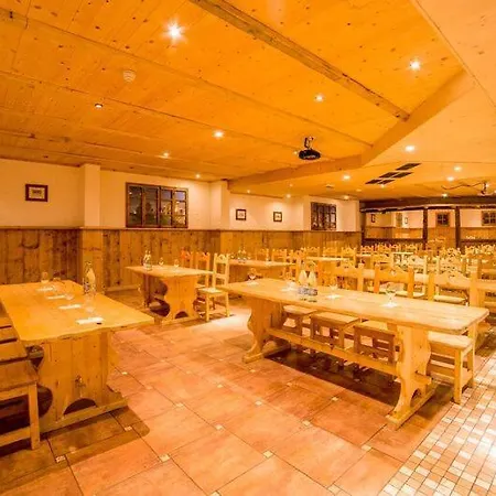 Hotel Central Residence & Spa 3*