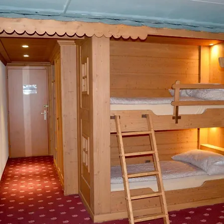 Hotel Central Residence & Spa 3*